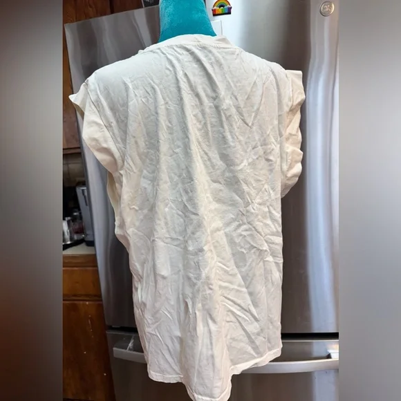 Women's Cream Sleeveless Muscle Tee - Picture 3 of 3